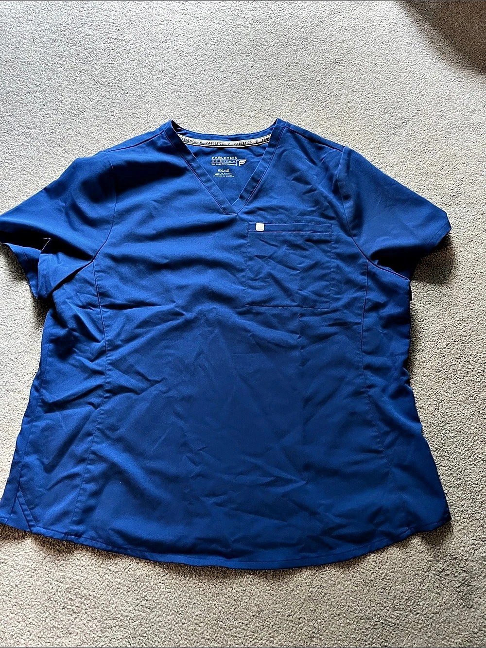 Fabletics Vital 1-Pocket Scrub Top Blue XXL/1X Like New